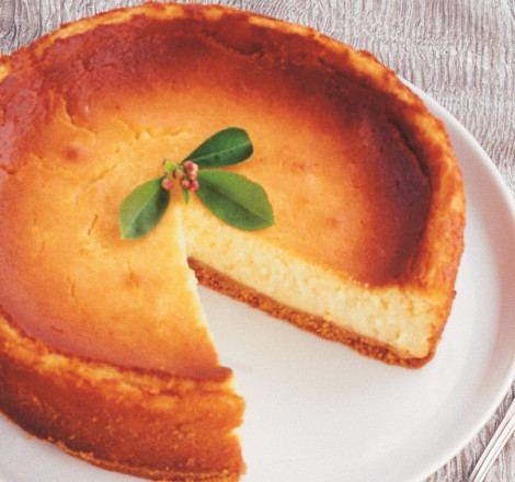 Cheesecake-Baked.jpg
